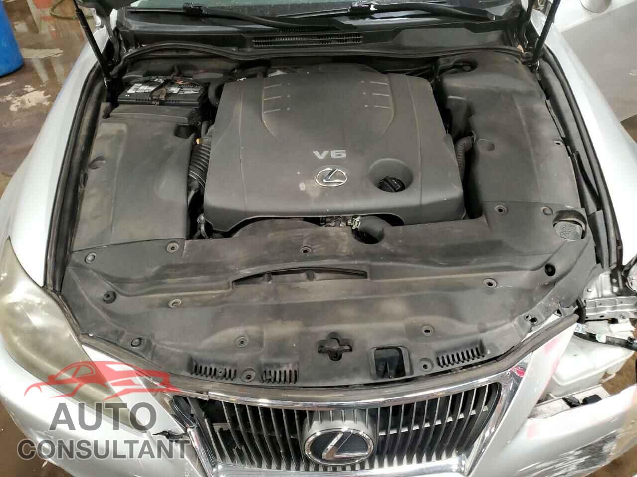 LEXUS IS 2013 - JTHCF5C26D5061947