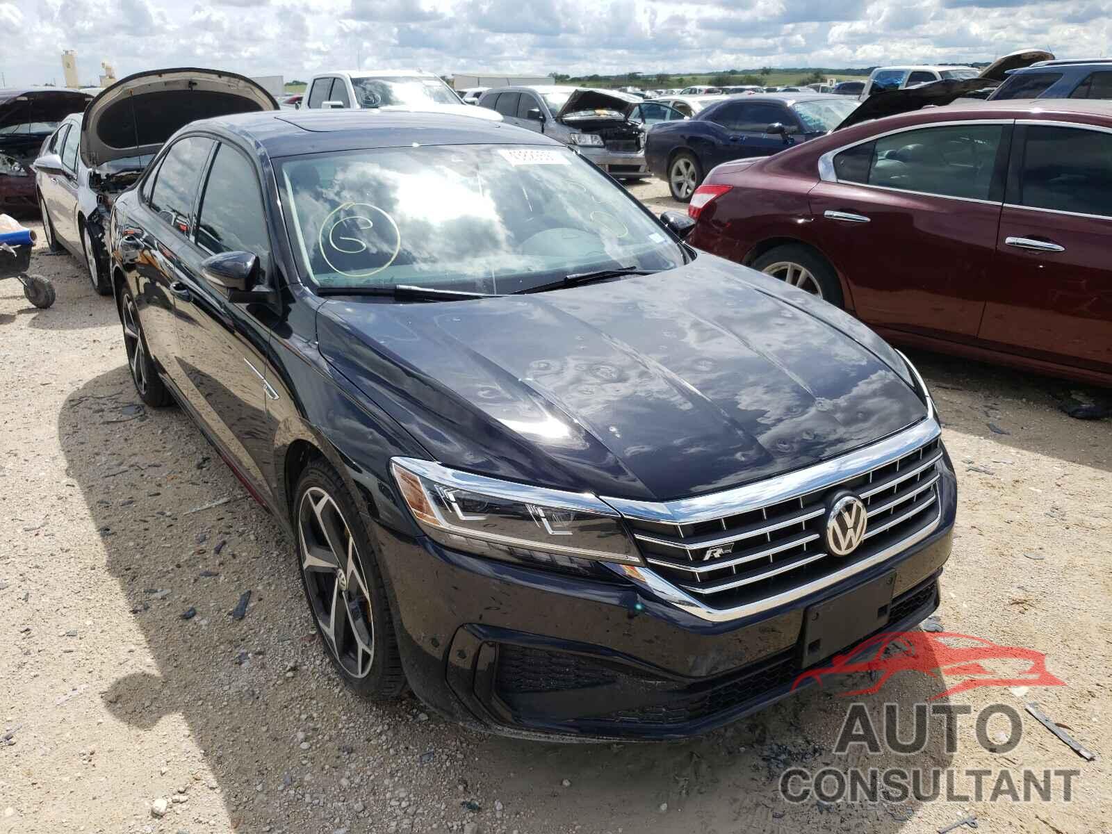 VOLKSWAGEN PASSAT 2020 - 1VWMA7A33LC010831