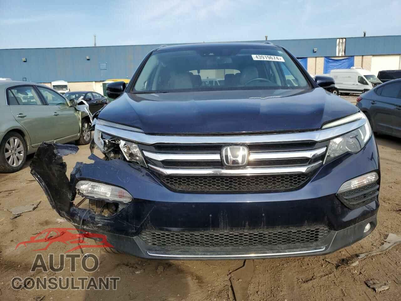 HONDA PILOT 2017 - 5FNYF6H06HB100609