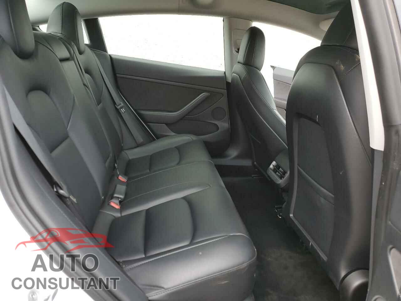 TESLA MODEL 3 2022 - 5YJ3E1EA4NF369801