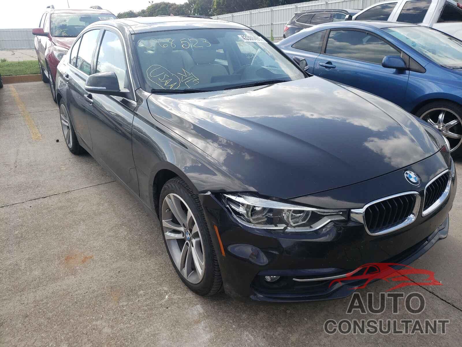 BMW 3 SERIES 2018 - WBA8D9G54JNU68523