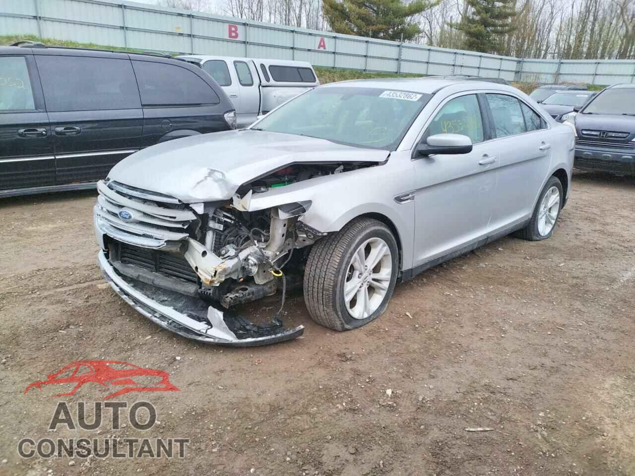 FORD TAURUS 2016 - 1FAHP2E83GG101047