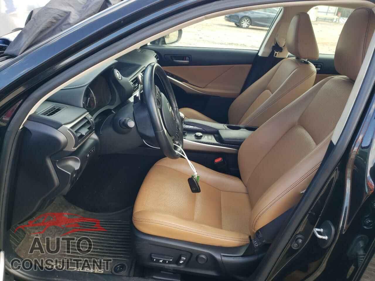 LEXUS IS 2017 - JTHCM1D28H5020352