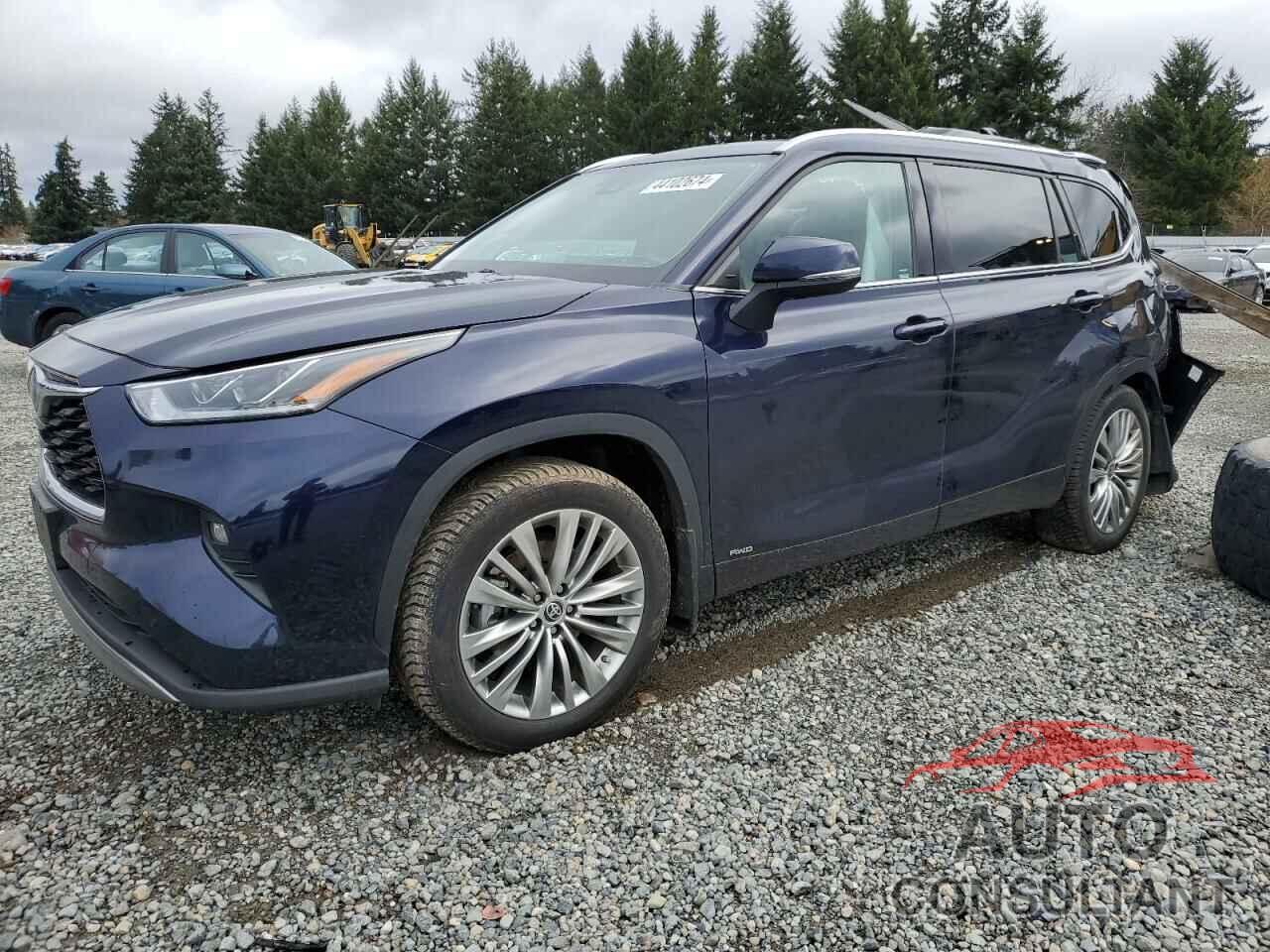TOYOTA HIGHLANDER 2022 - 5TDEBRCH8NS083350
