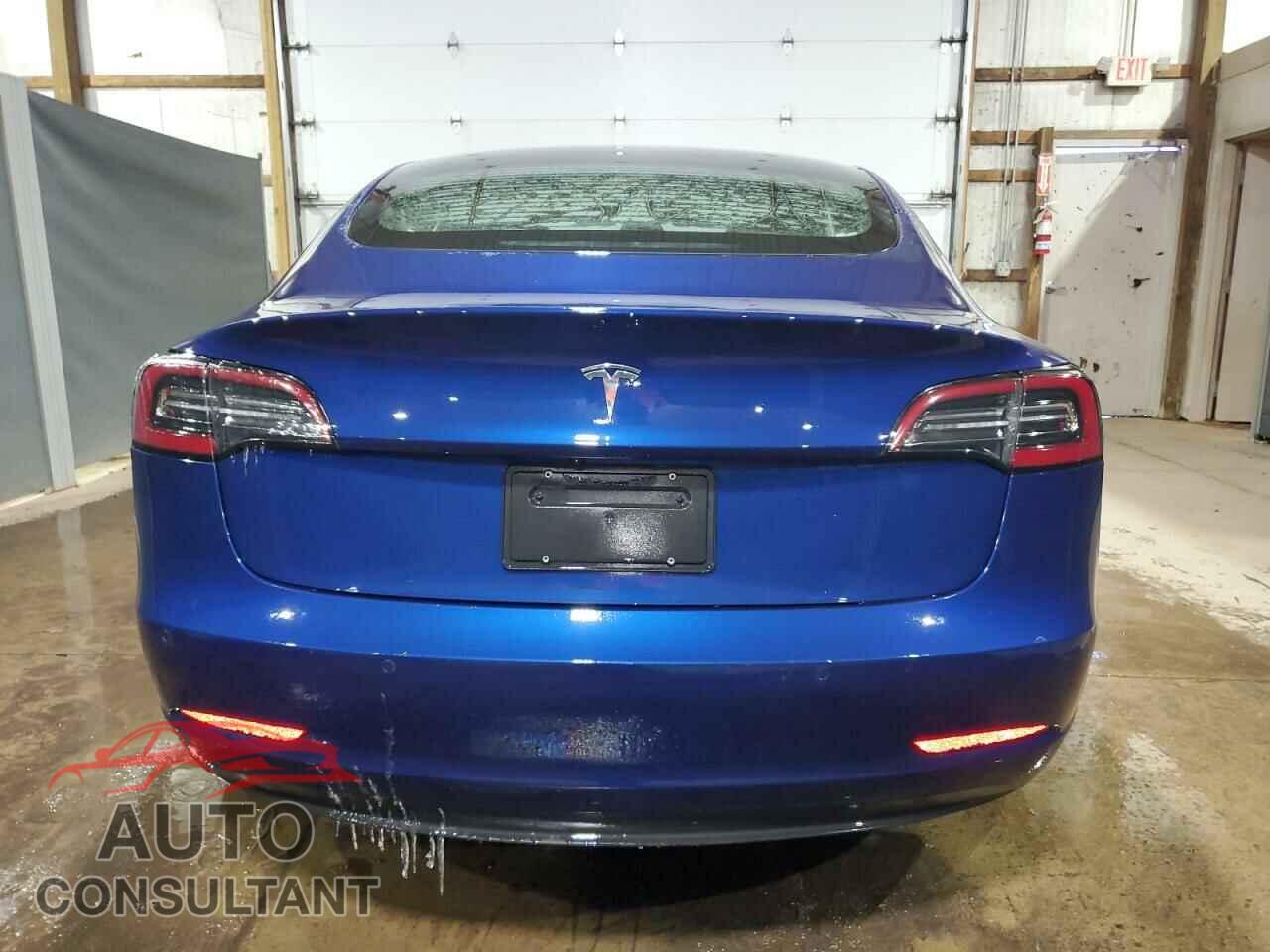 TESLA MODEL 3 2022 - 5YJ3E1EA2NF372261