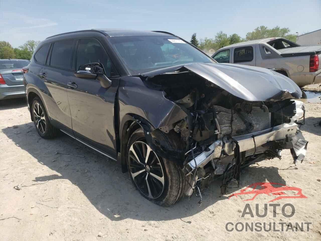 TOYOTA HIGHLANDER 2021 - 5TDJZRBH2MS158442