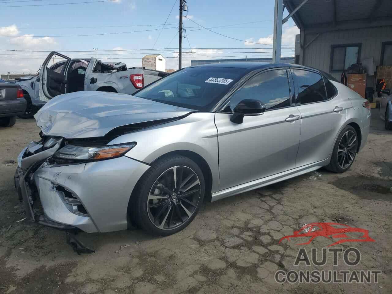 TOYOTA CAMRY 2018 - 4T1B61HK9JU036942