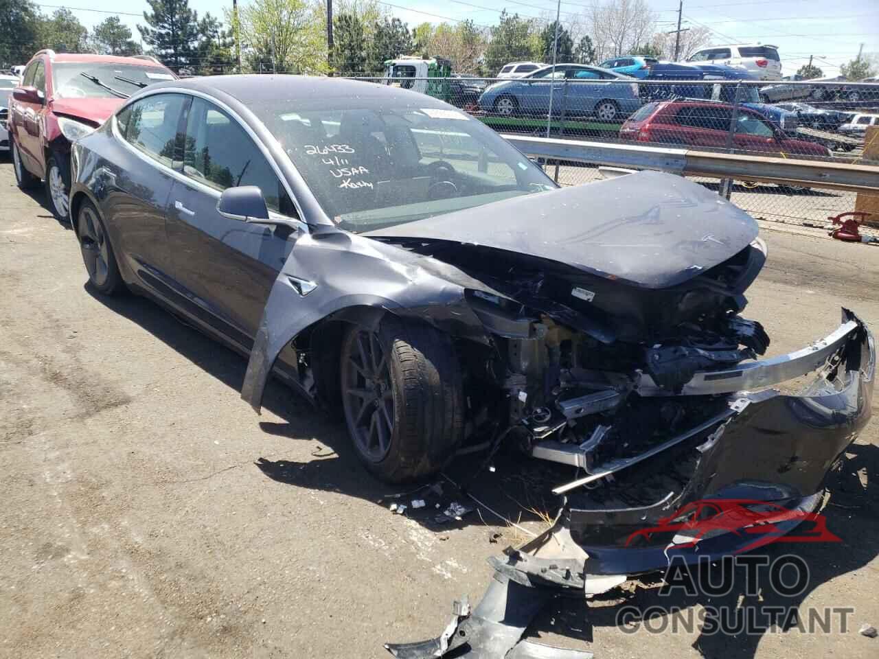 TESLA MODEL 3 2018 - 5YJ3E1EB1JF113828