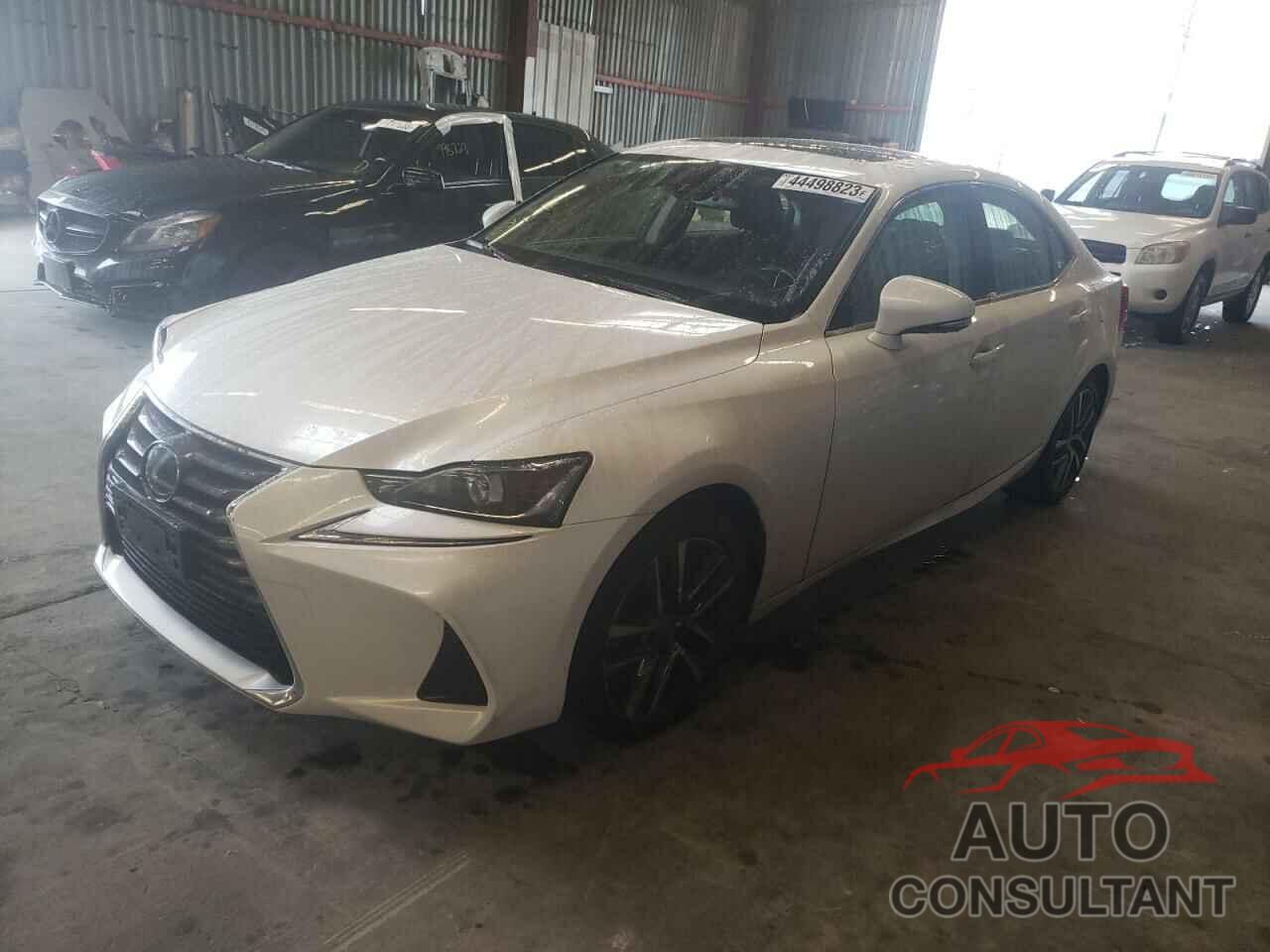 LEXUS IS 2018 - JTHBA1D22J5074837