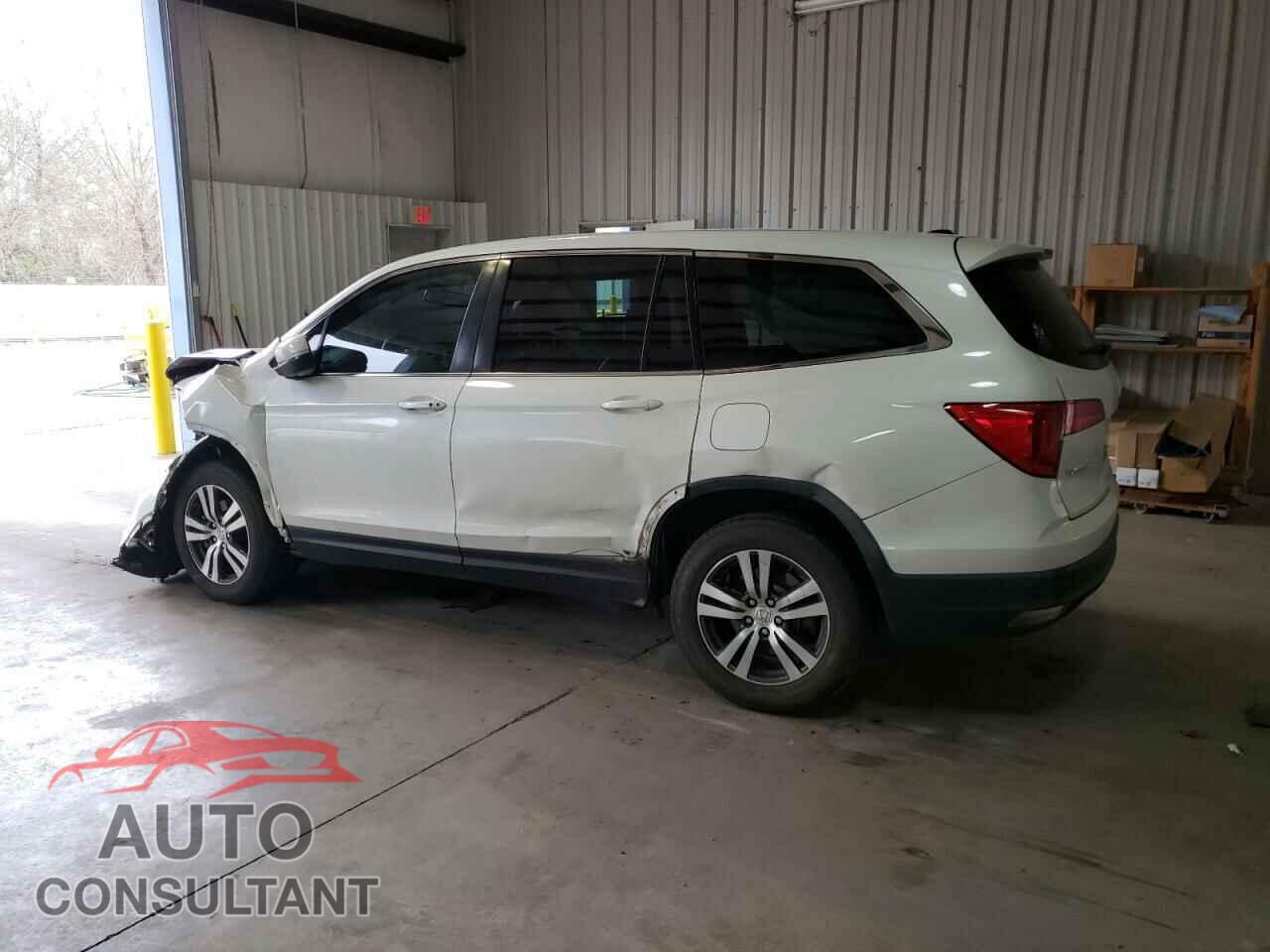 HONDA PILOT 2017 - 5FNYF5H5XHB020428