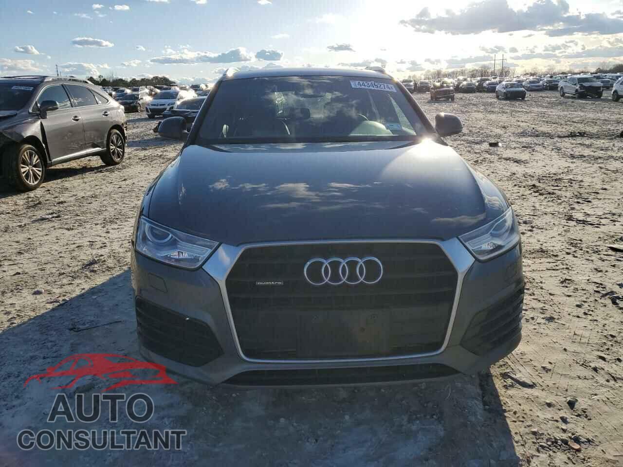 AUDI Q3 2018 - WA1ECCFS7JR016789