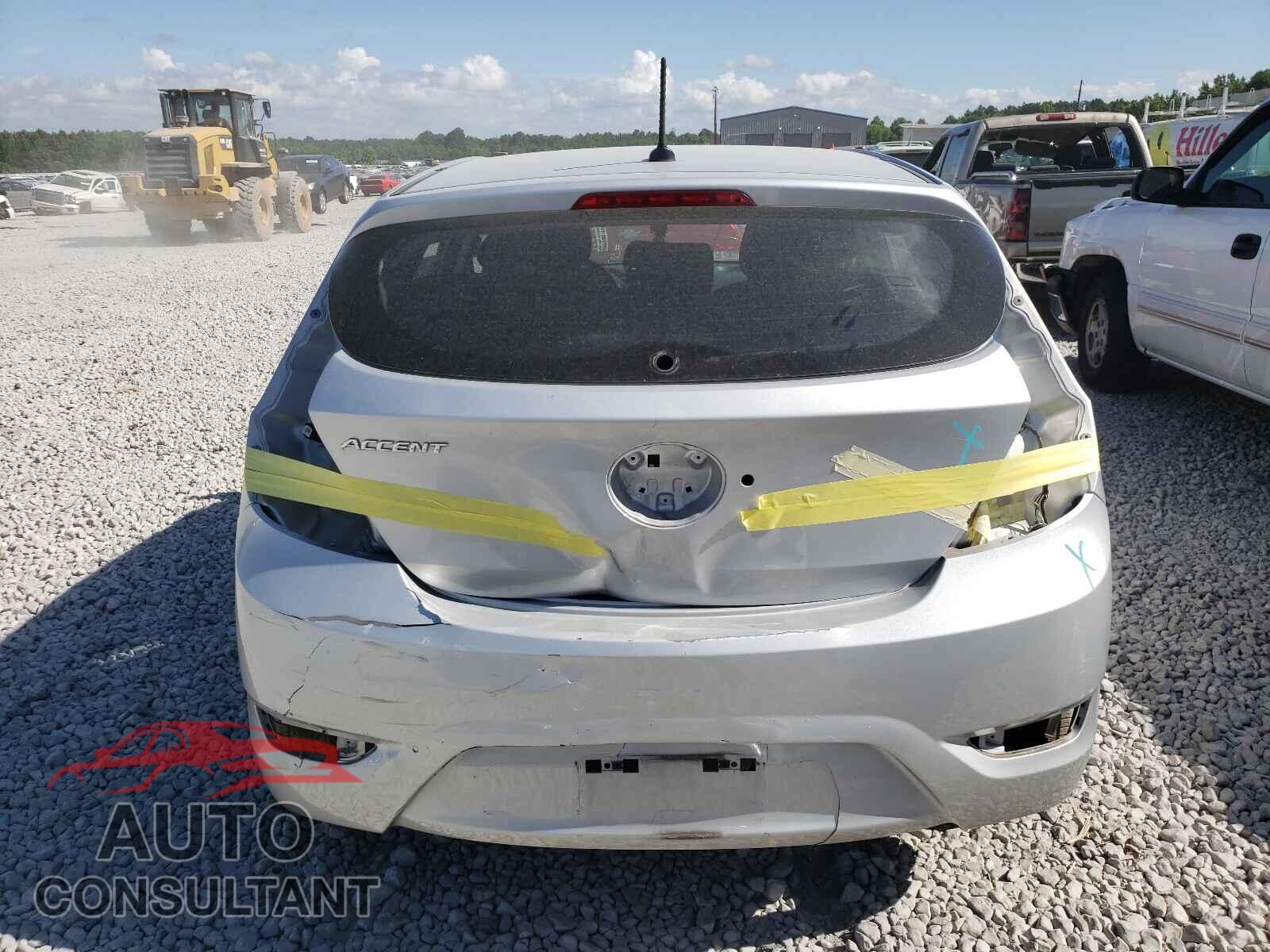 HYUNDAI ACCENT 2017 - KMHCT5AE3HU324426