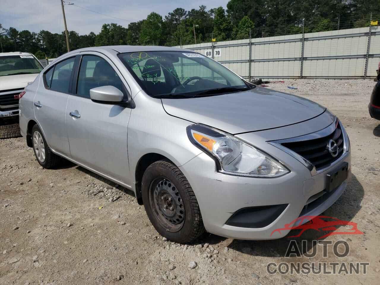 NISSAN VERSA 2018 - 3N1CN7APXJL817194