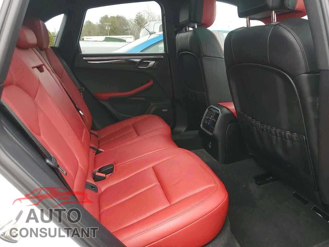 PORSCHE MACAN 2021 - WP1AB2A59MLB37011