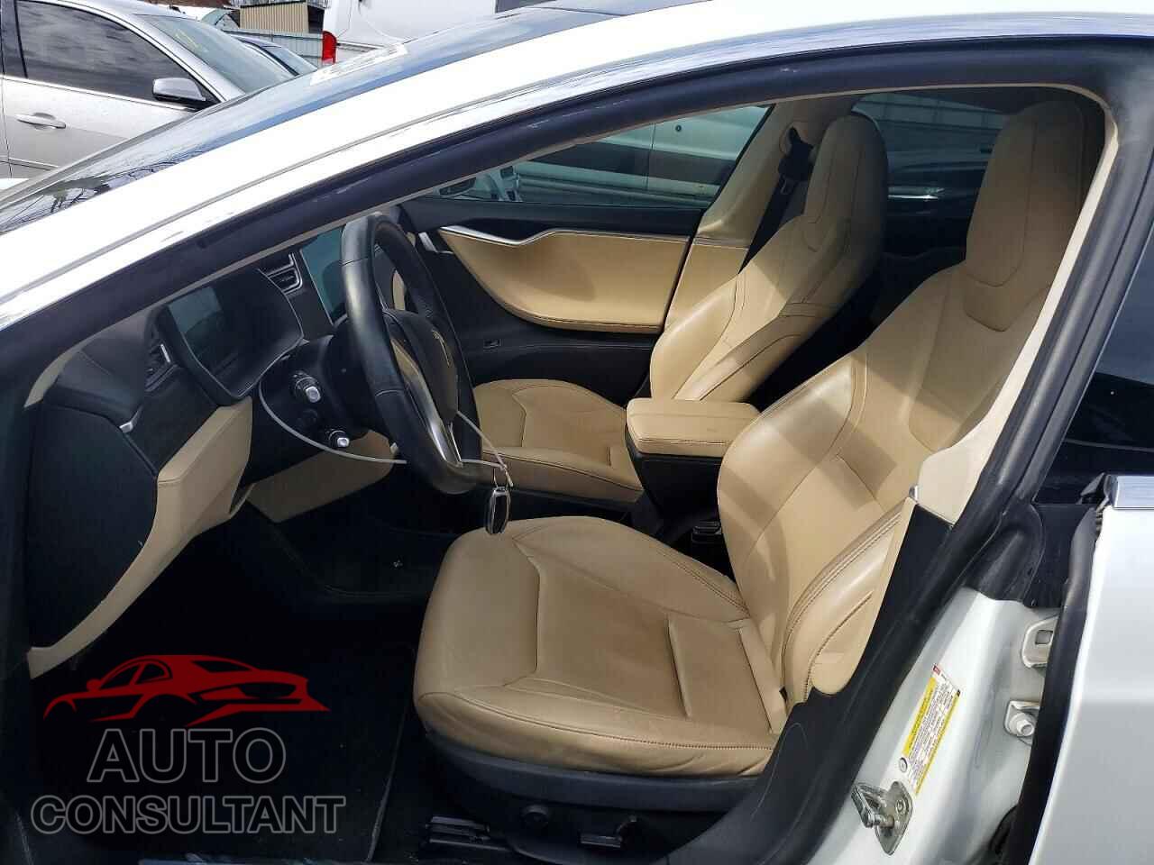 TESLA MODEL S 2015 - 5YJSA1H22FF095883