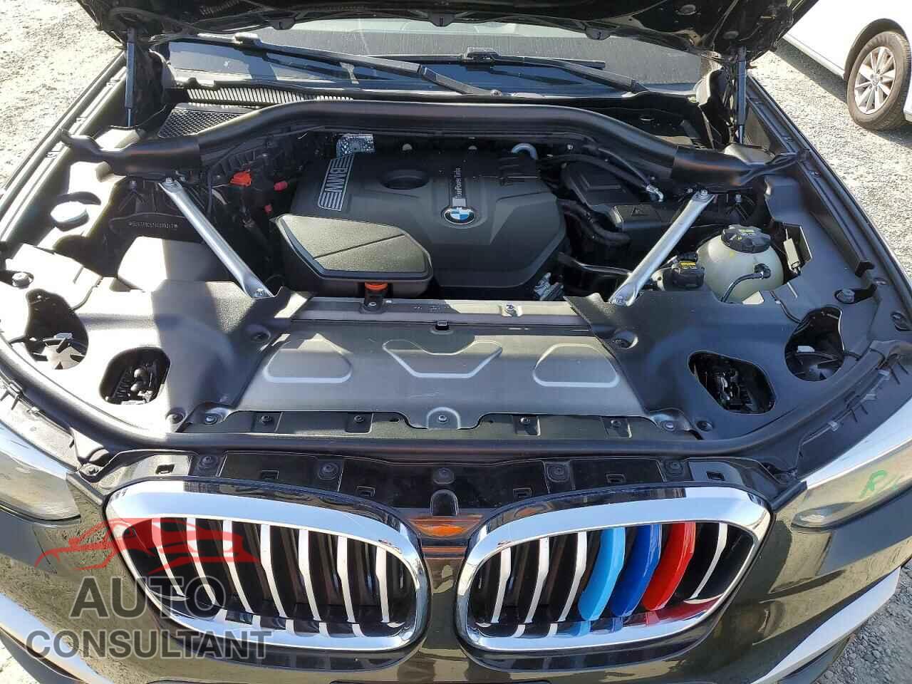 BMW X3 2019 - 5UXTR9C52KLD98247