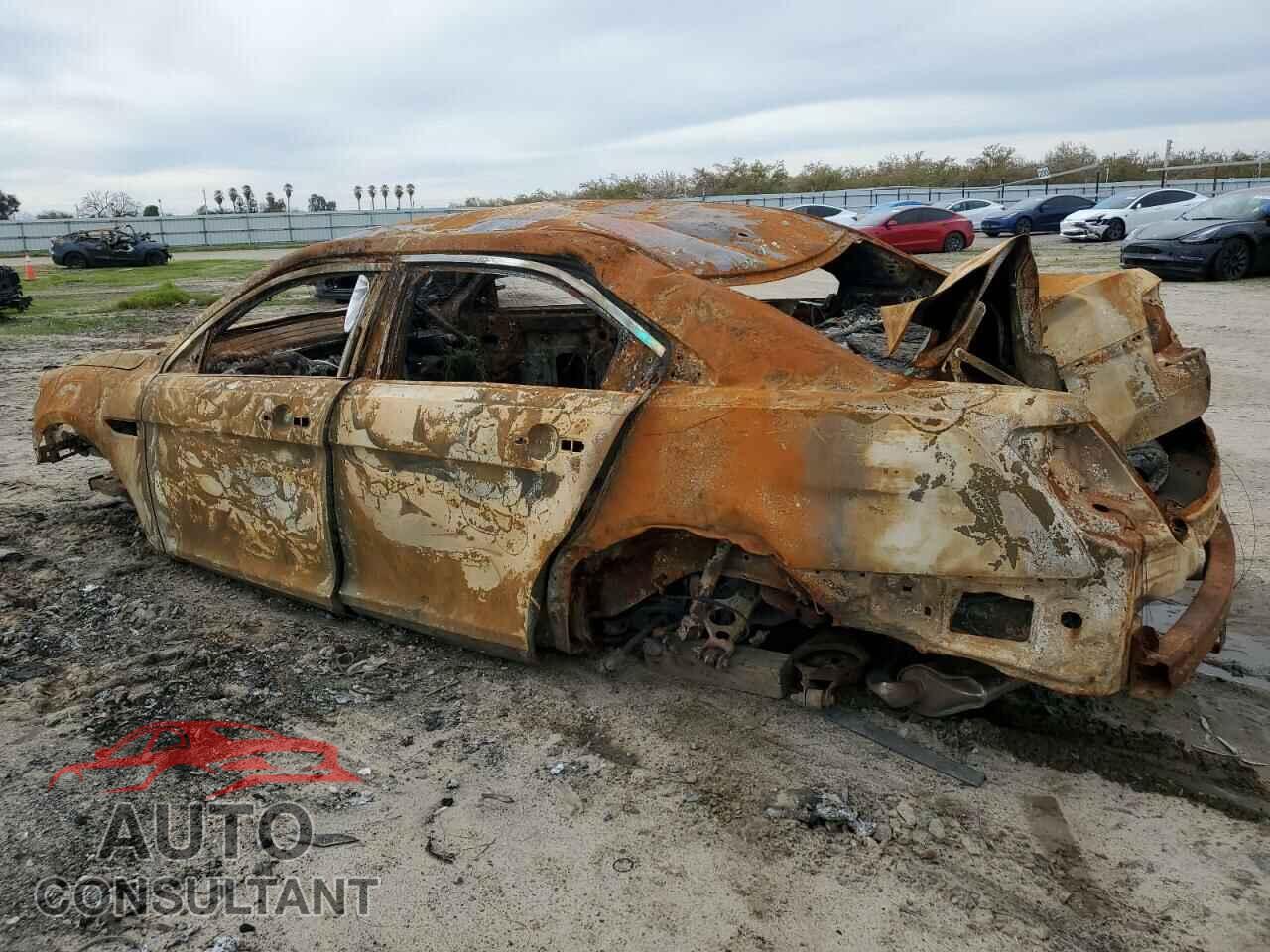 FORD TAURUS 2016 - 1FAHP2E83GG156484