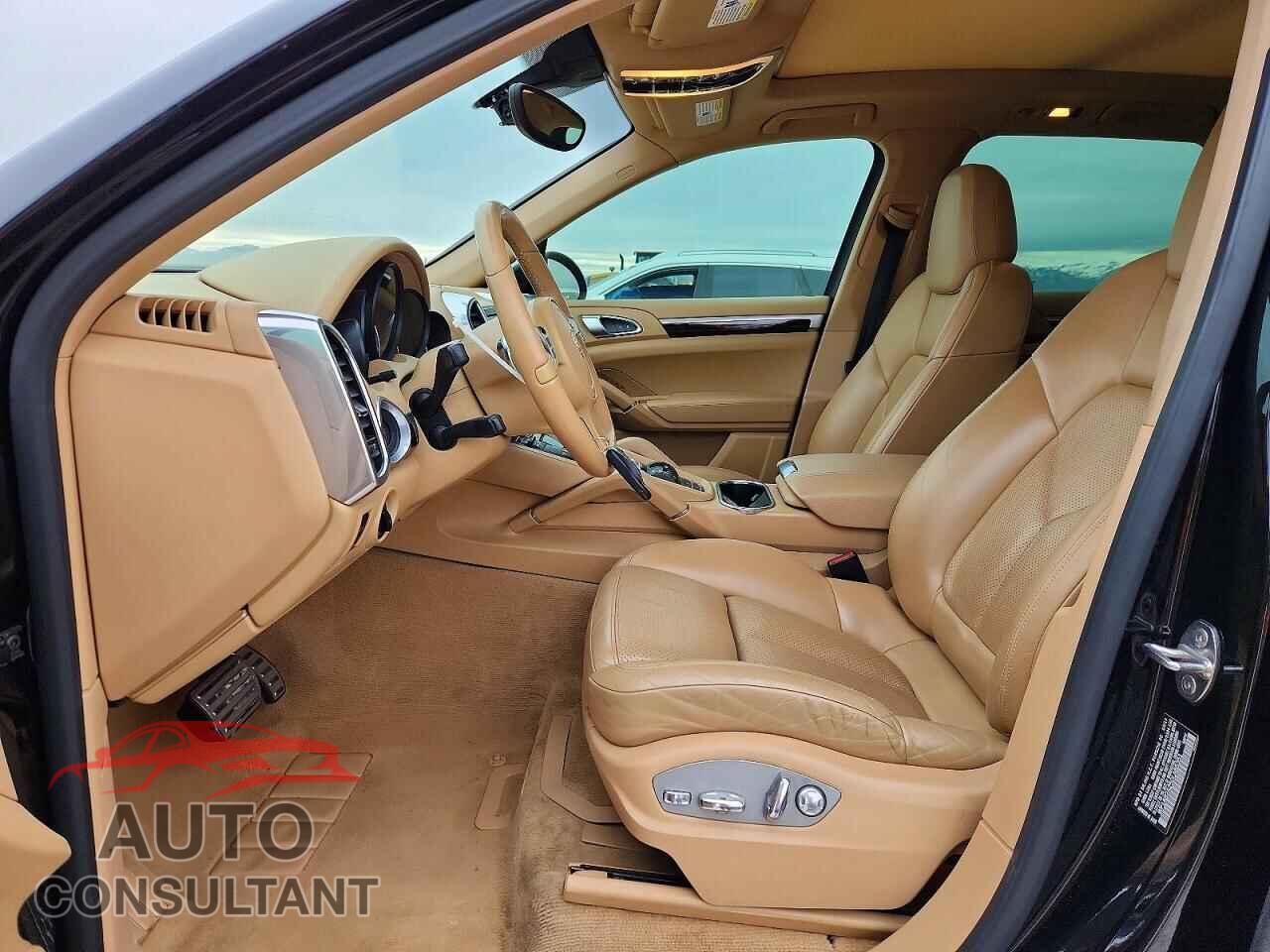 PORSCHE CAYENNE 2013 - WP1AB2A25DLA85351