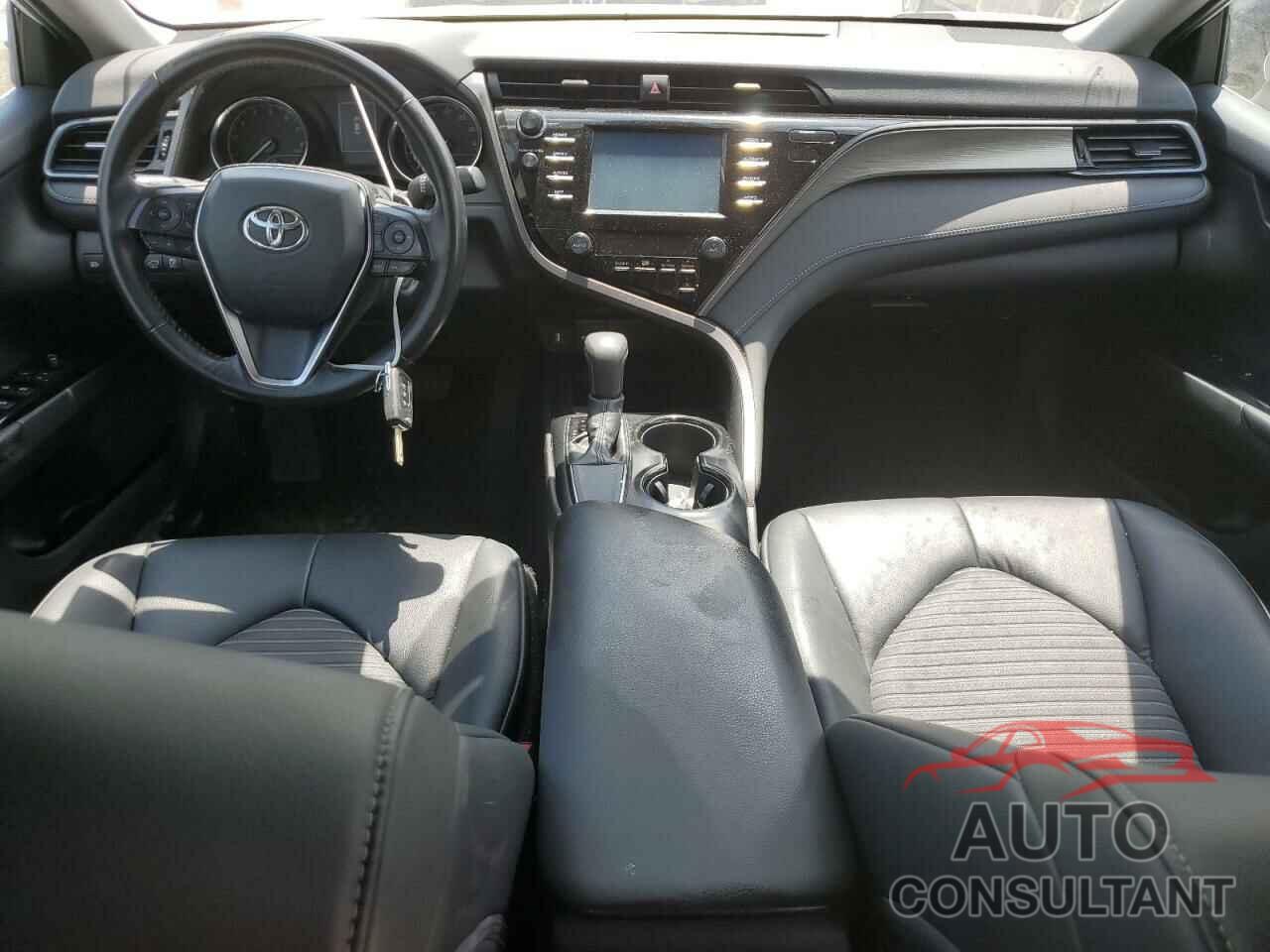 TOYOTA CAMRY 2019 - 4T1B11HK3KU705187