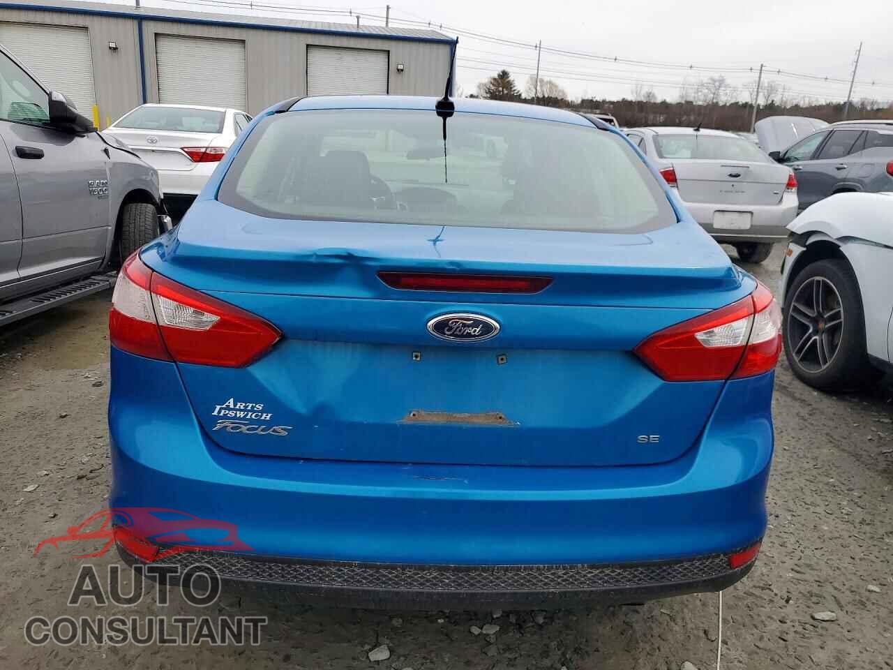FORD FOCUS 2012 - 1FAHP3F24CL223546