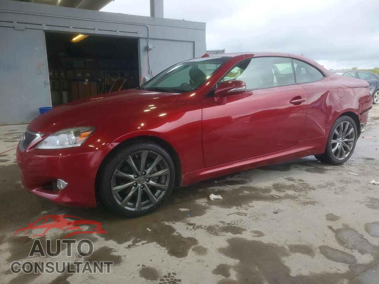 LEXUS IS 2014 - JTHFF2C26E2530114