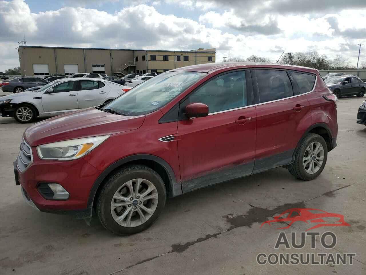 FORD ESCAPE 2017 - 1FMCU0G96HUE71687