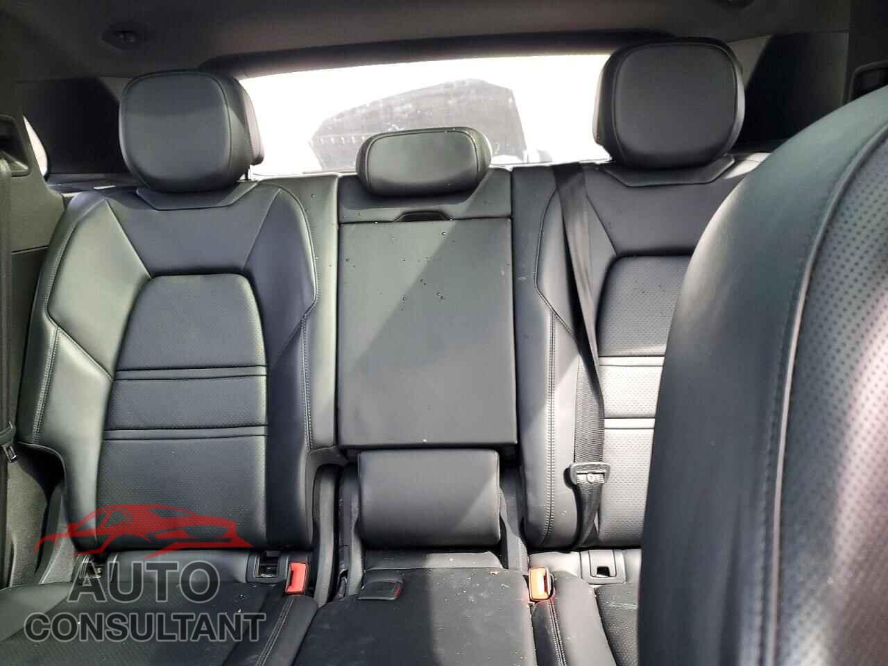 PORSCHE CAYENNE 2019 - WP1AA2AY5KDA14522