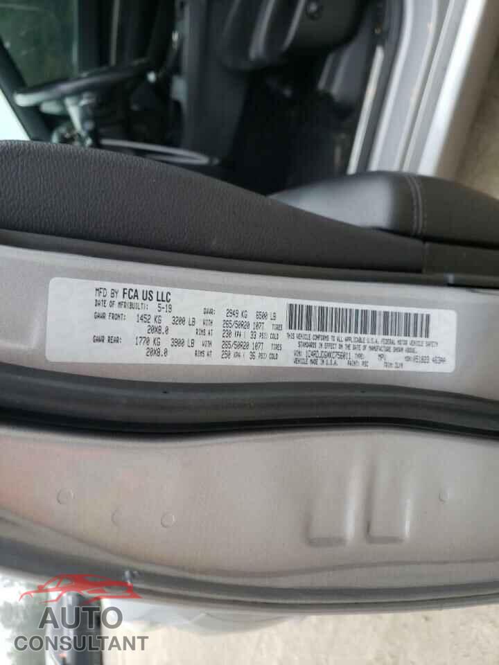 DODGE DURANGO 2019 - 1C4RDJDGXKC756011