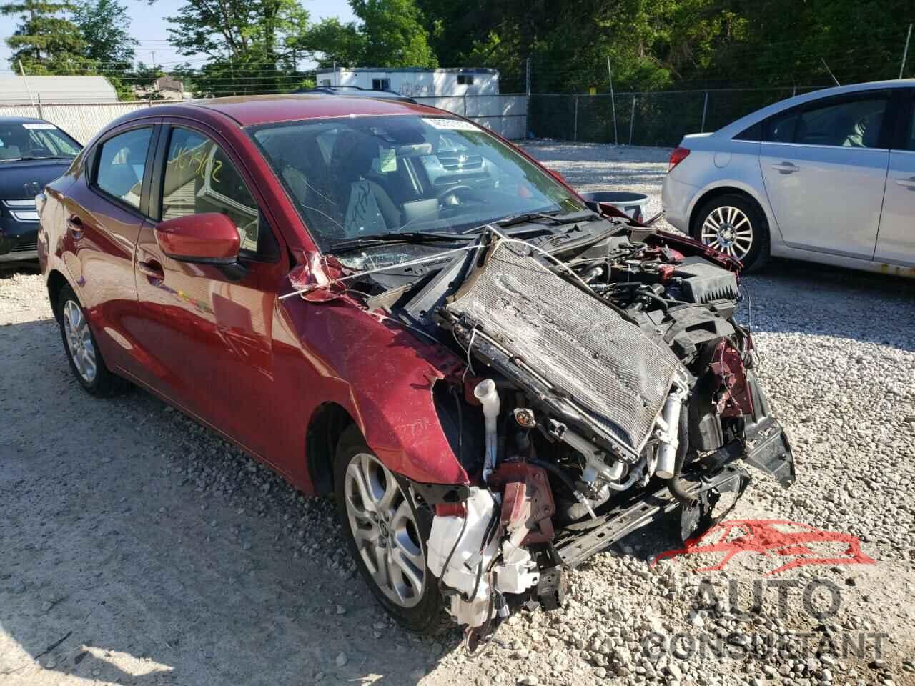 TOYOTA YARIS 2018 - 3MYDLBYV8JY305114
