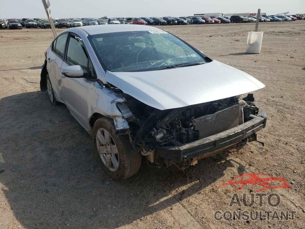 KIA FORTE 2018 - 3KPFK4A70JE265520