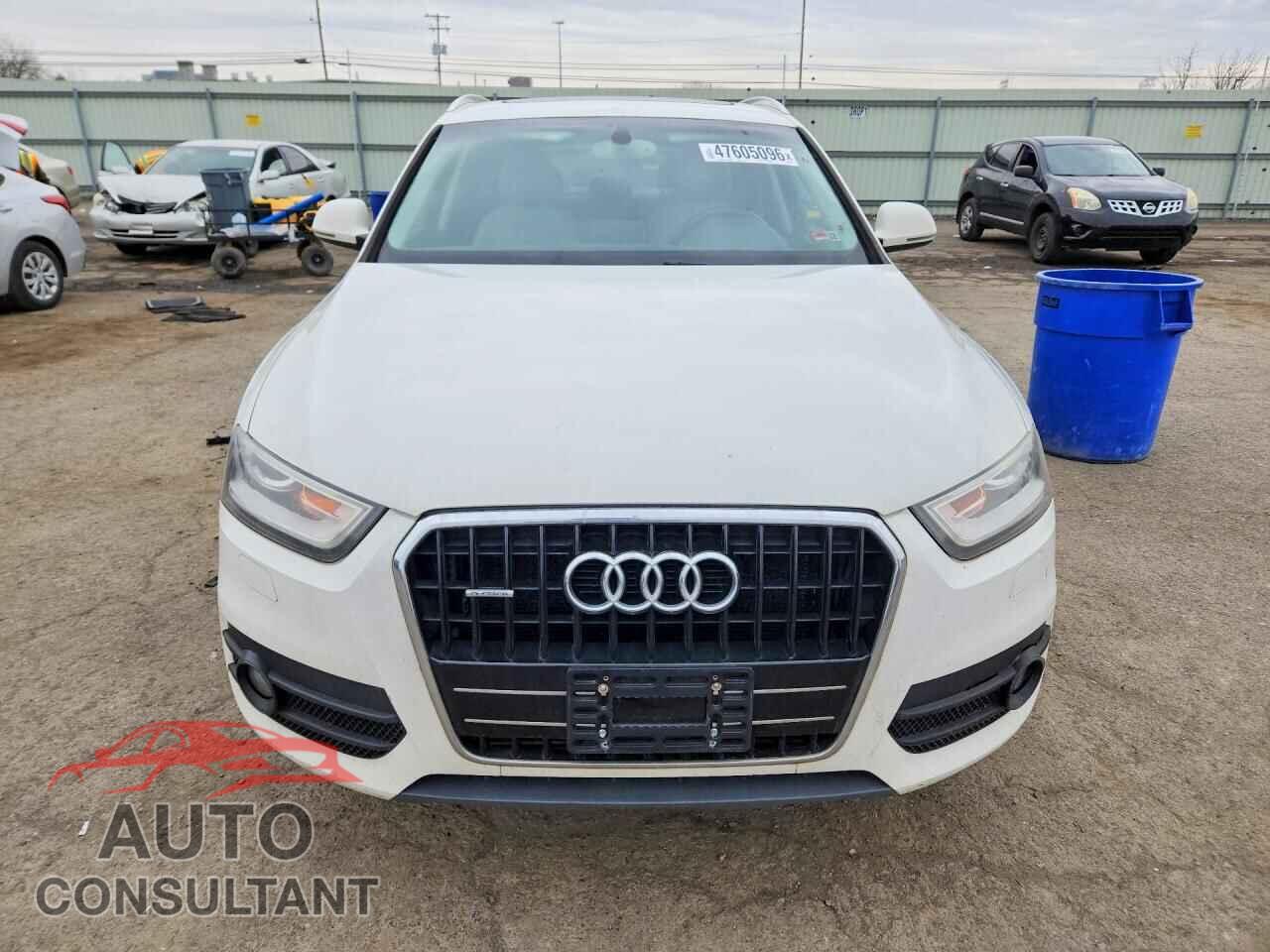AUDI Q3 2015 - WA1EFCFS3FR012673