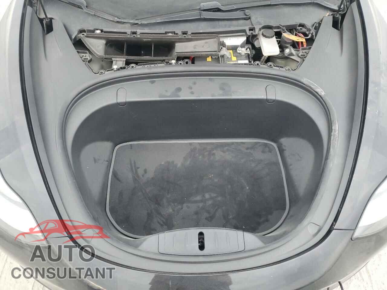 TESLA MODEL 3 2018 - 5YJ3E1EB7JF109346