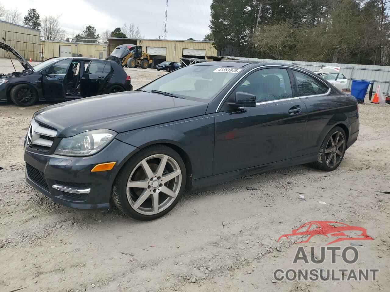 MERCEDES-BENZ C-CLASS 2013 - WDDGJ4HB1DG054046