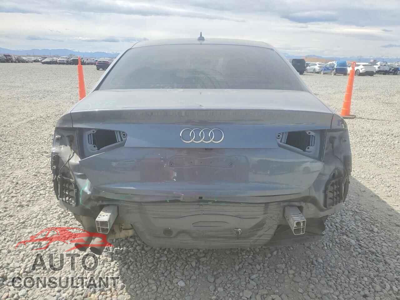 AUDI A4 2013 - WAUFFAFL0DN035224