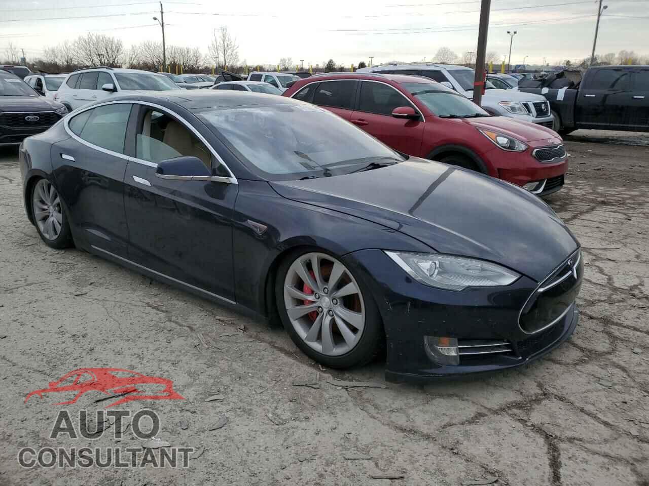 TESLA MODEL S 2013 - 5YJSA1CP2DFP26714