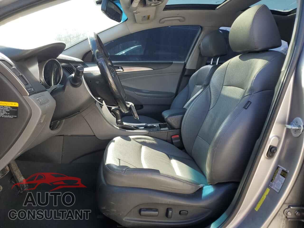 HYUNDAI SONATA 2014 - KMHEC4A49EA106496