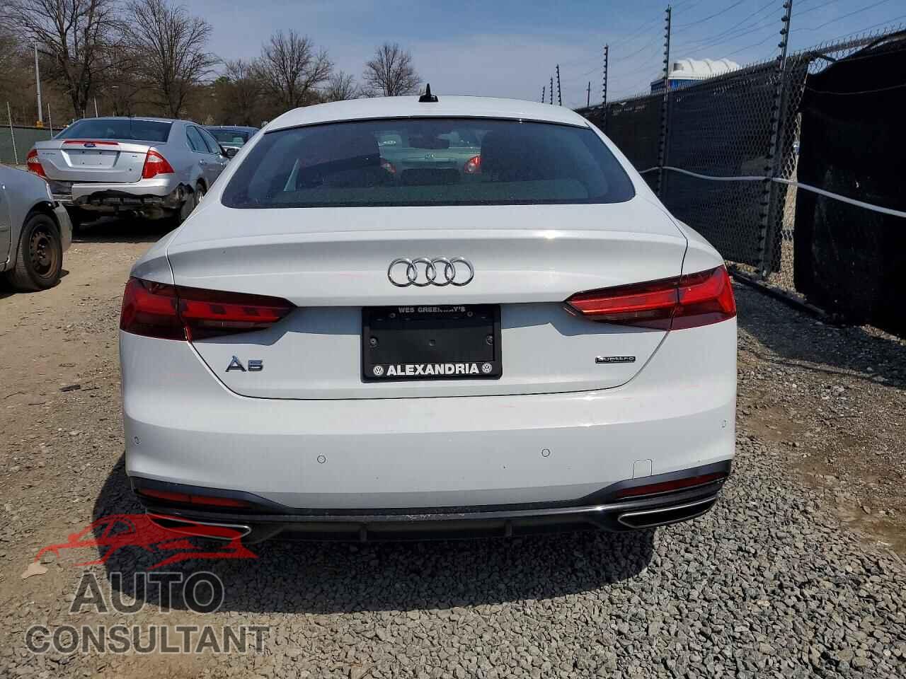 AUDI A5 2022 - WAUCBCF54NA005115