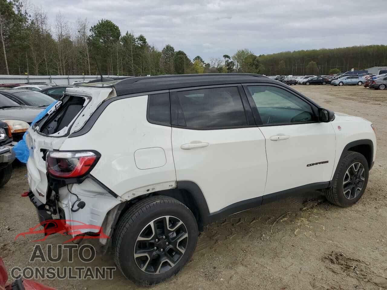 JEEP COMPASS 2021 - 3C4NJDDB2MT520246