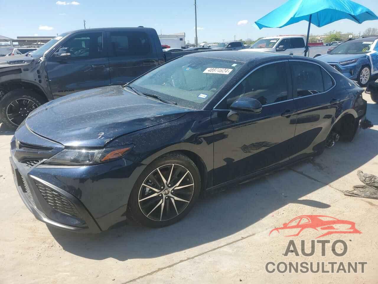 TOYOTA CAMRY 2021 - 4T1G11AK4MU607336