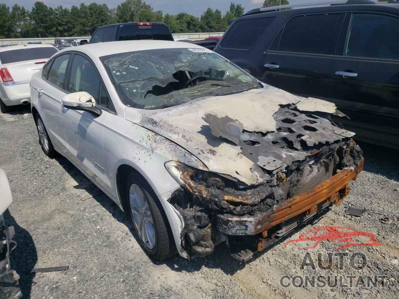 FORD FUSION 2019 - 3FA6P0LU2KR243001