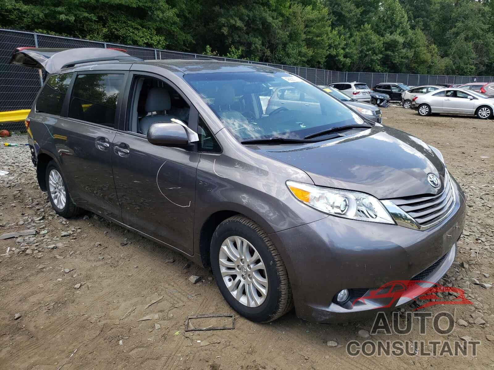 TOYOTA SIENNA 2017 - 5TDYZ3DC2HS818417