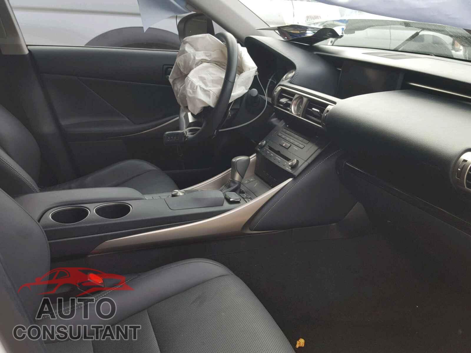 LEXUS IS 250 2015 - JTHBF1D25F5052064
