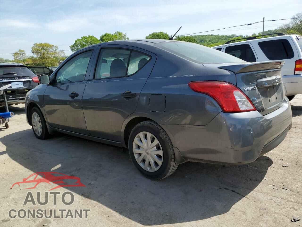 NISSAN VERSA 2017 - 3N1CN7AP2HL832105