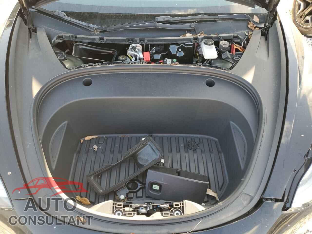 TESLA MODEL 3 2022 - 5YJ3E1EA7NF330801