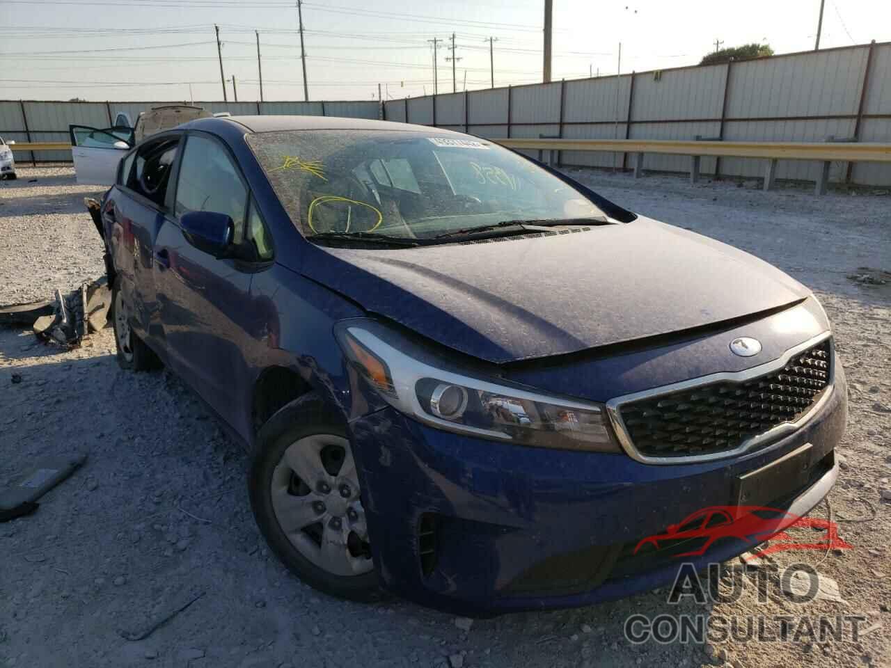 KIA FORTE 2018 - 3KPFK4A74JE230379