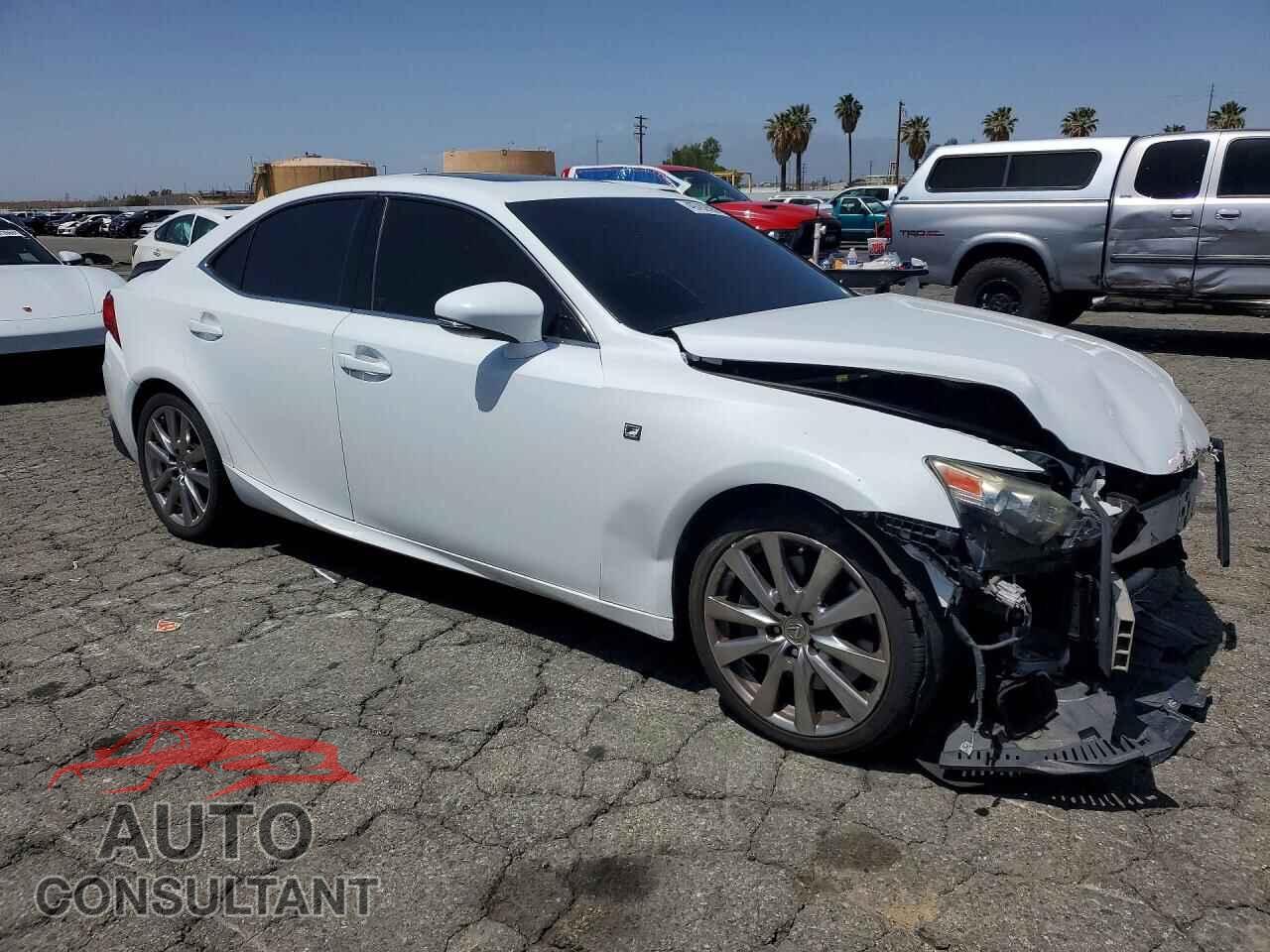 LEXUS IS 2014 - JTHBE1D21E5005986