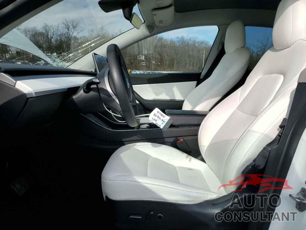 TESLA MODEL Y 2021 - 5YJYGDEEXMF063219
