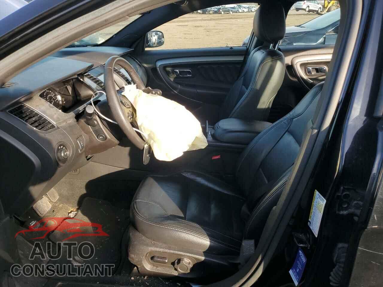 FORD TAURUS 2017 - 1FAHP2E86HG112013