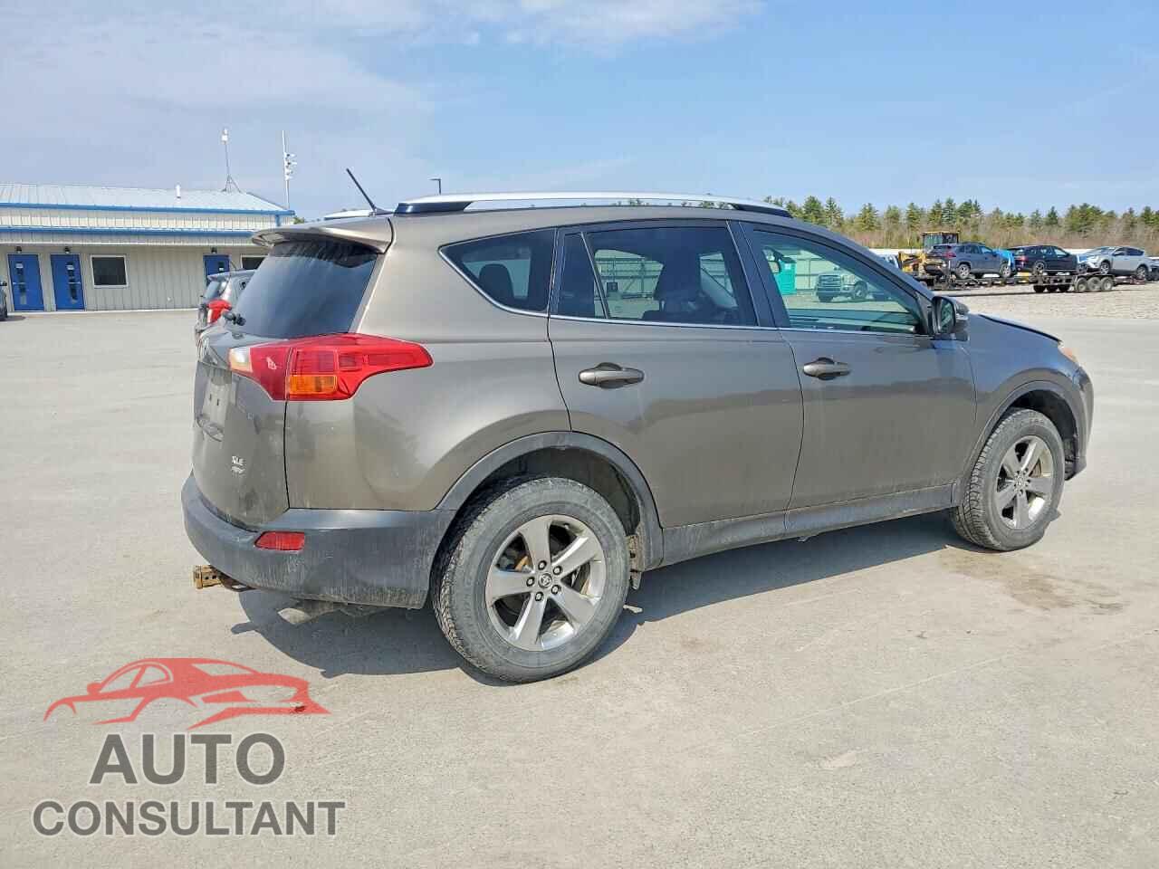 TOYOTA RAV4 2015 - JTMRFREV3FD161572