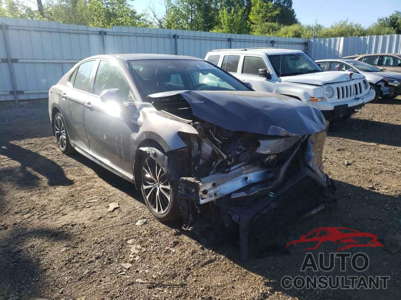 TOYOTA CAMRY 2019 - 4T1B11HK4KU248759